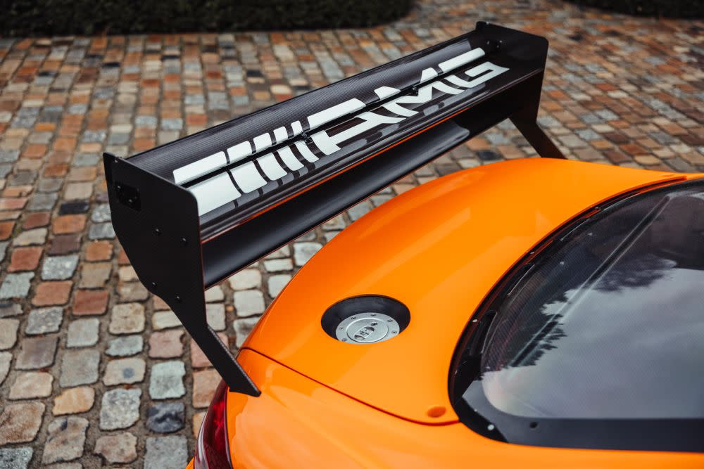 Mercedes-CLK-DTM-AMG-6 (9).jpg