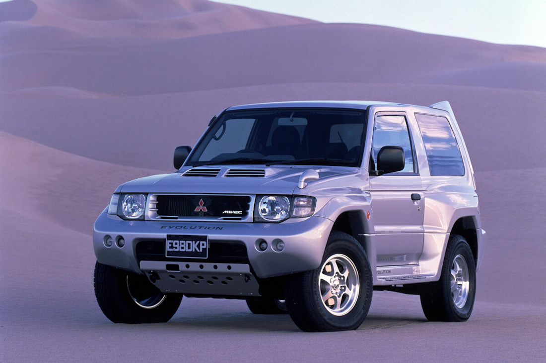 mitsubishi_pajero_evolution.jpeg