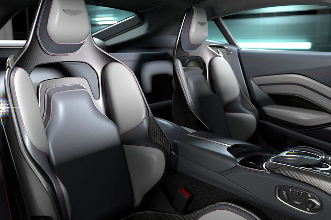 Aston Martin Vantage V12 2023 (12).jpg