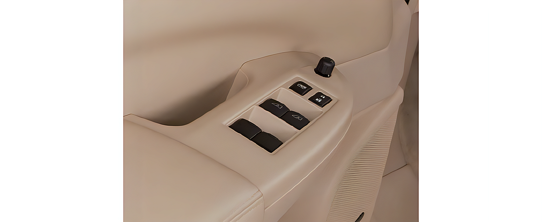 Nissan Quest 2011 18