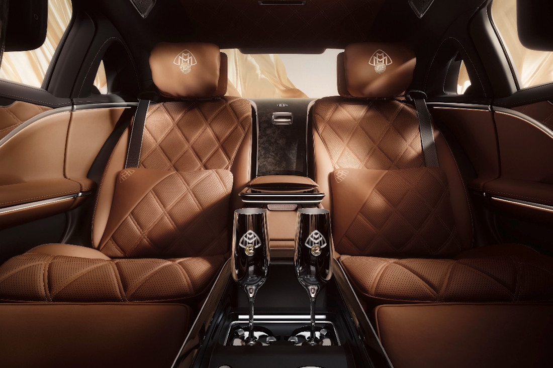 MERCEDES-MAYBACH-V12-EDITION-2025 (1).jpg