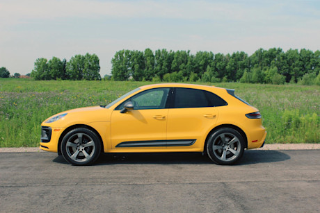 Editorial 2023 porsche macan t td 230728 04 pb
