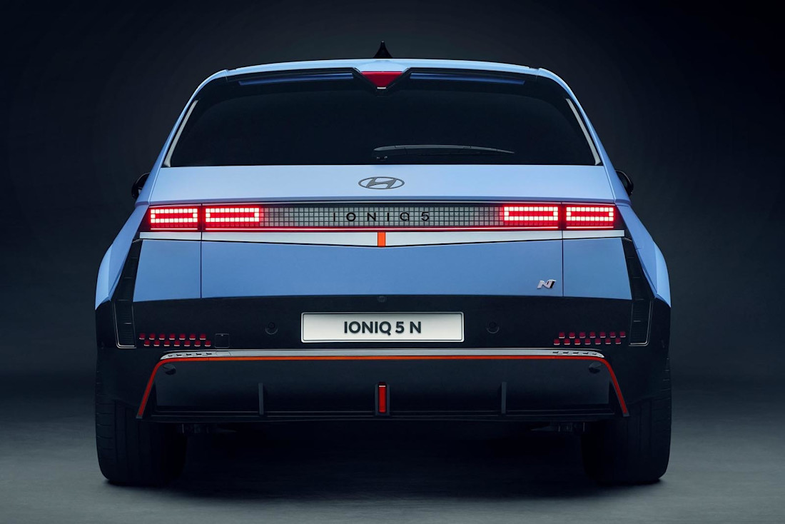 Hyundai-Ioniq-5-N-2023-Heck.jpg