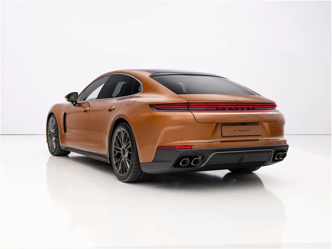 porschepanamera-2023-3