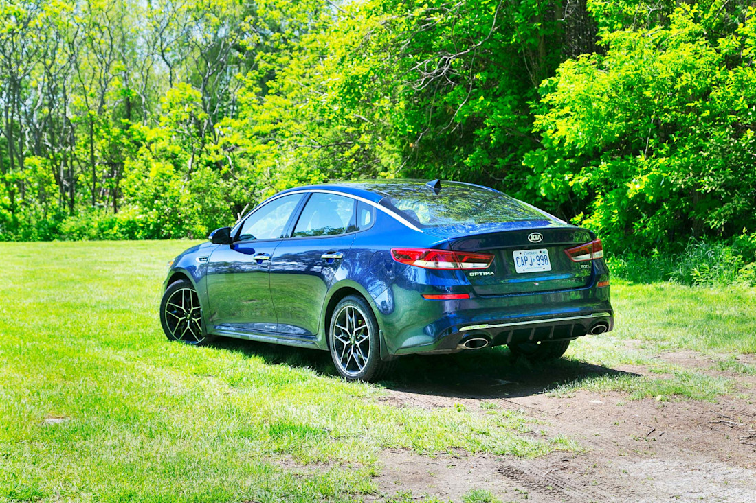 Editorial 2019 kia optima sxl turbo 04 jw