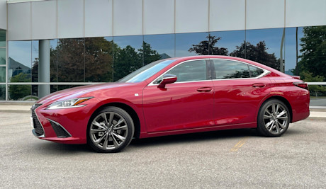 Editorial 2021 lexus es 250 awd 05 ct