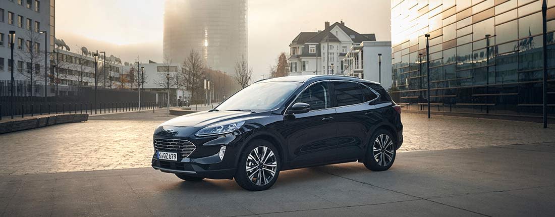 ford-kuga-hybrid-l-01