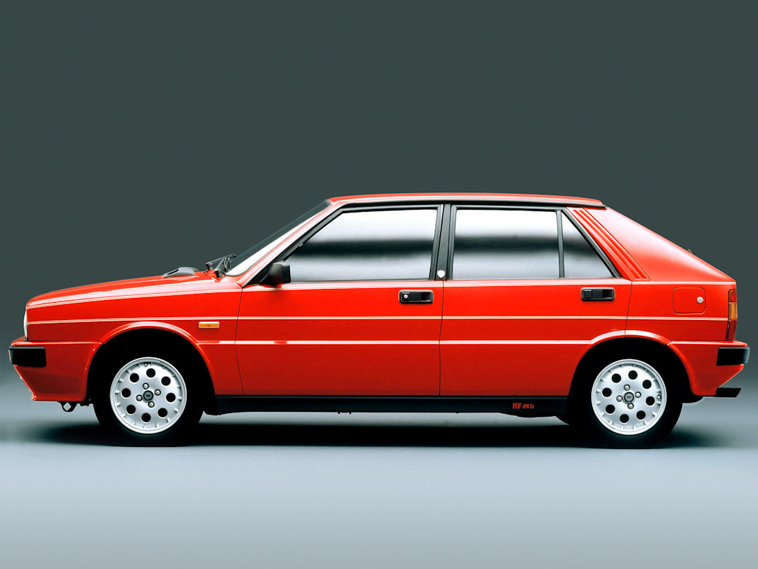 lancia_delta_hf_4wd_8.jpg