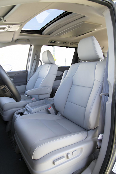 Editorial 2015 honda odyssey touring jw 04