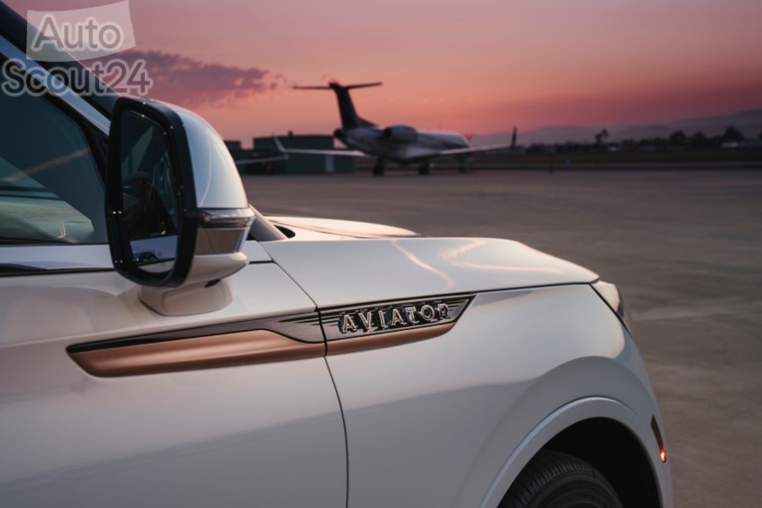 Lincoln-Aviator-Shinola-Concept-14 (2).jpg