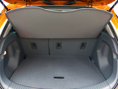 Editorial 2017 chevrolet bolt ev premier 14 jb