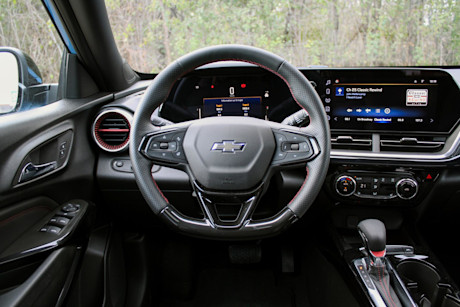 Chevrolet Trax 2RS 2024 : essai routier Body Image