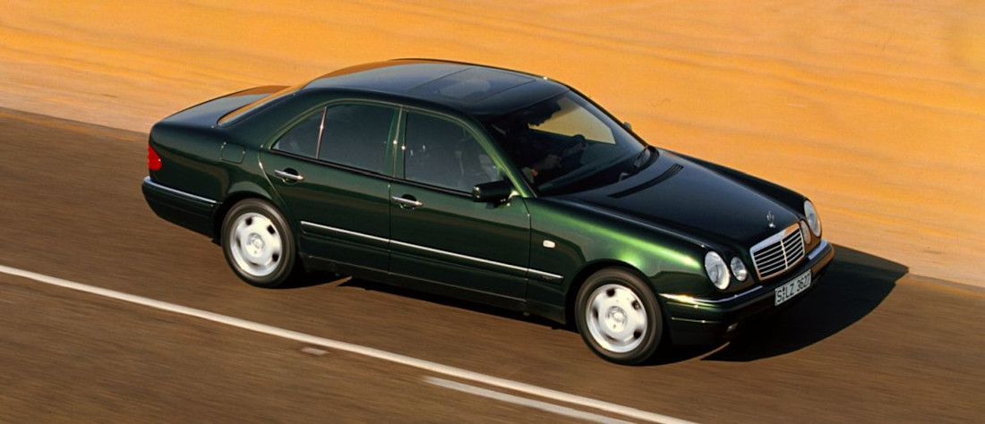 mercedes-benz_e230_1