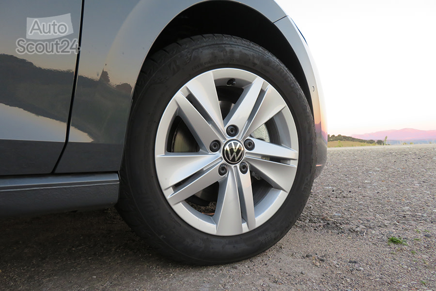 VW_GOLF_0857.JPG