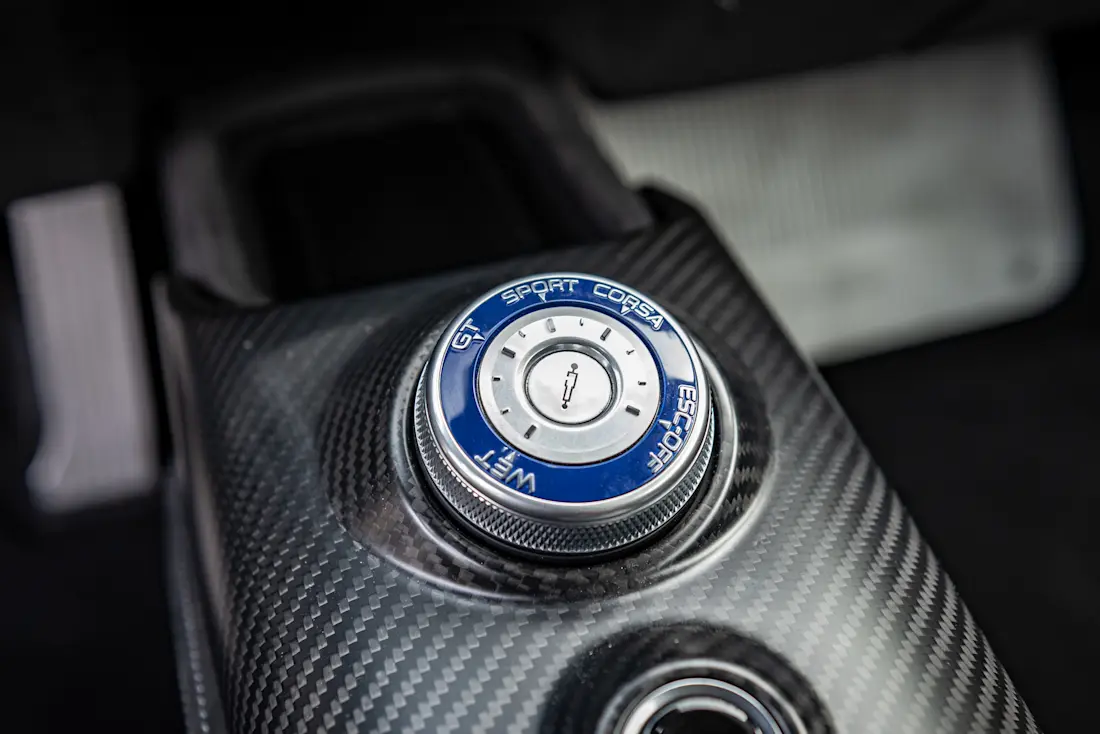 Maserati-MC20-2021-Drivemode Maserati-MC20-2021-Drivemode