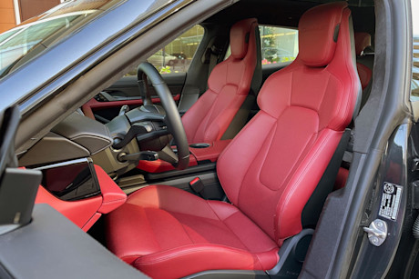 Editorial 2021 porsche taycan turbo s cross turismo 18 ct