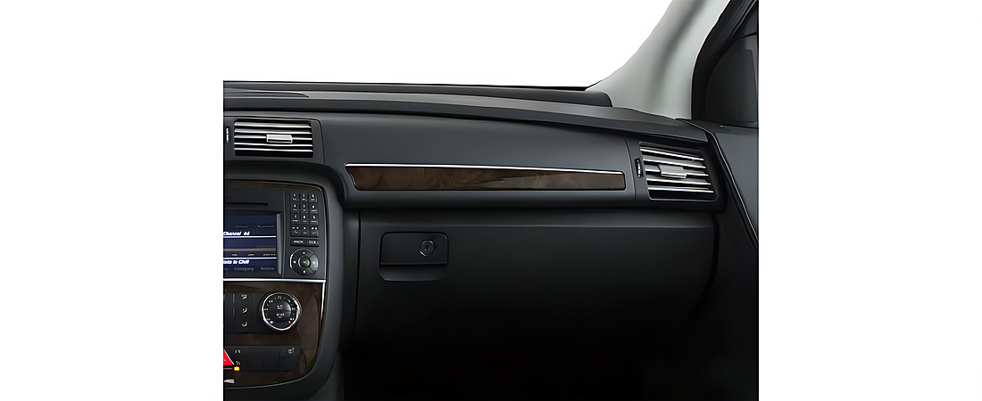 Mercedes-Benz R-Class 2011 17