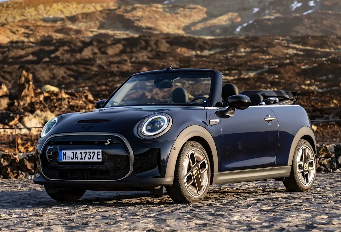 Mini-Cooper SE Convertible-2023 Mini-Cooper SE Convertible-2023