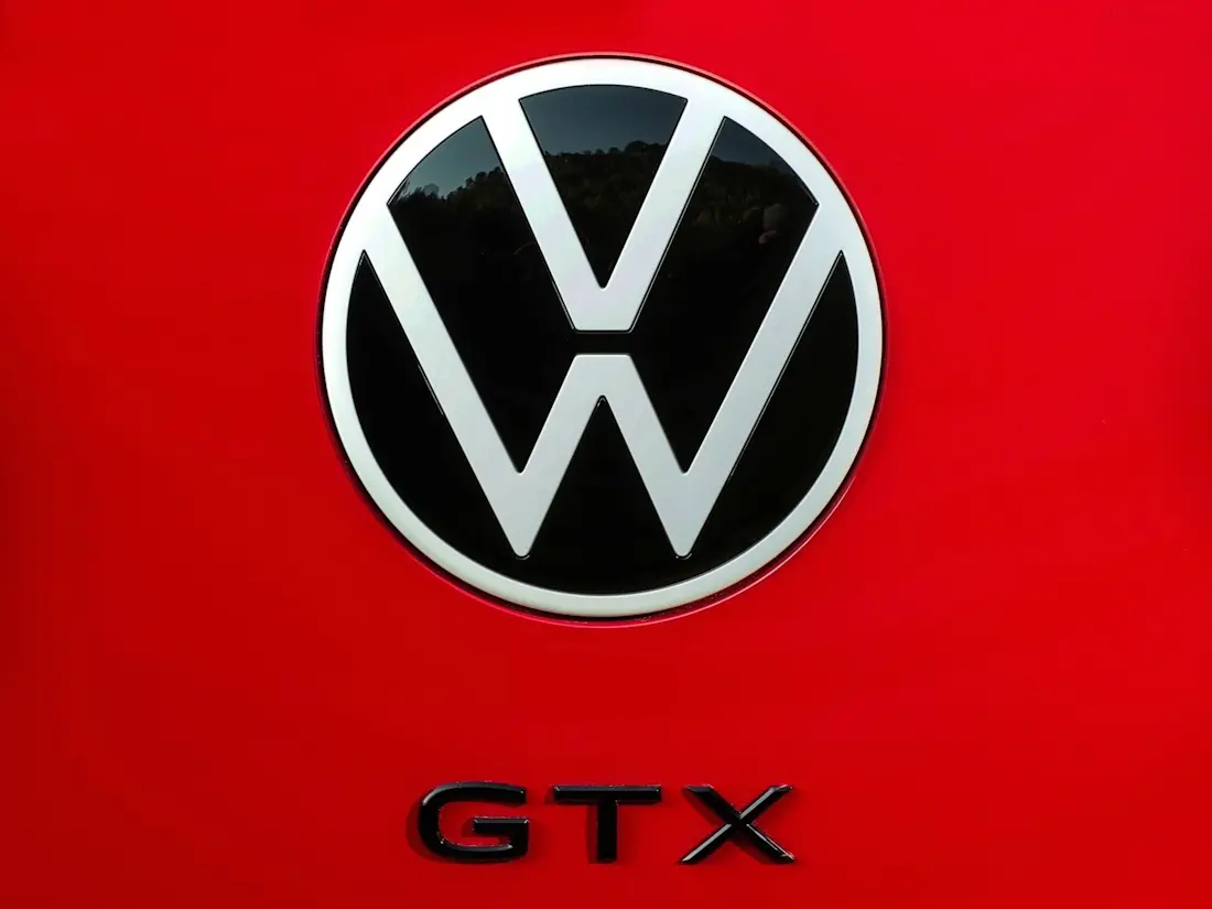 Volkswagen-ID.Buzz GTX-2025-1600-2b Volkswagen-ID.Buzz GTX-2025-1600-2b
