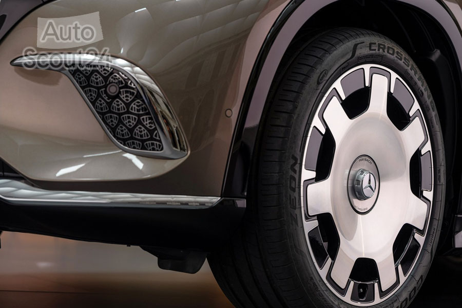 Mercedes-Benz-EQS_SUV_Maybach-2024-1600-1b.jpg