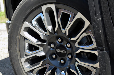 GMC Sierra Denali Ultimate 2023 : essai routier Image
