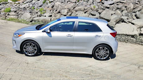 Editorial 2018 kia rio 5 door 06 nd