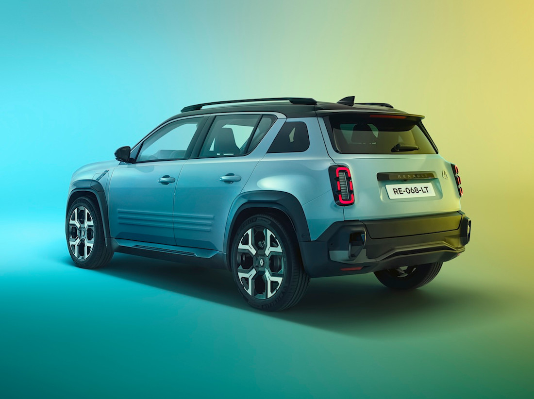 Renault 4 E-Tech : une ode au passé bourrée de nouvelles technologies (2024)
