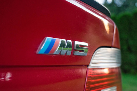 Editorial 2001 bmw m5 04 bm