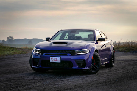 Editorial 2023 dodge charger srt hellcat redeye widebody jailbreak td 231006 01 jw