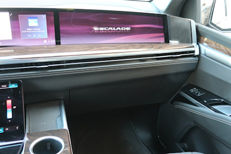 2025 Cadillac Escalade Review Image