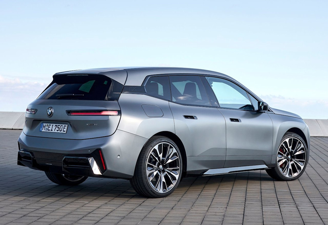 BMW-iX-2026 Seitenansicht