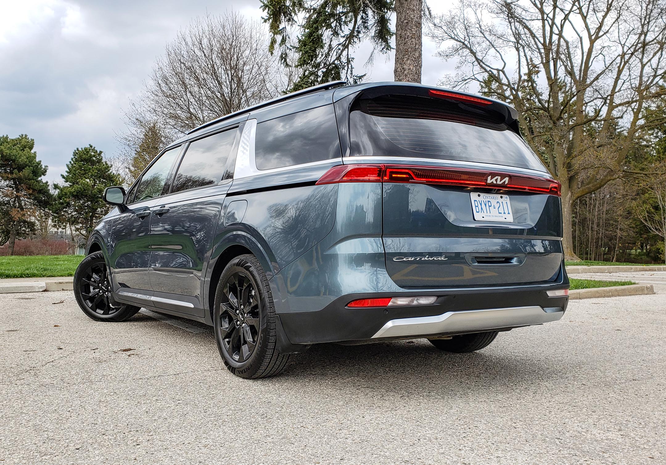 2022 Kia Carnival Review - AutoTrader.ca