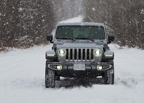 Editorial 2019 jeep wrangler unlimited sahara 01 jp