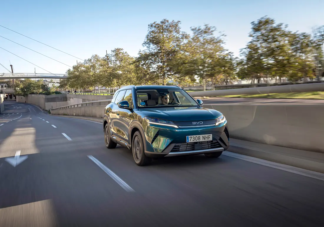 byd-atto-2-dm-i-2026-front