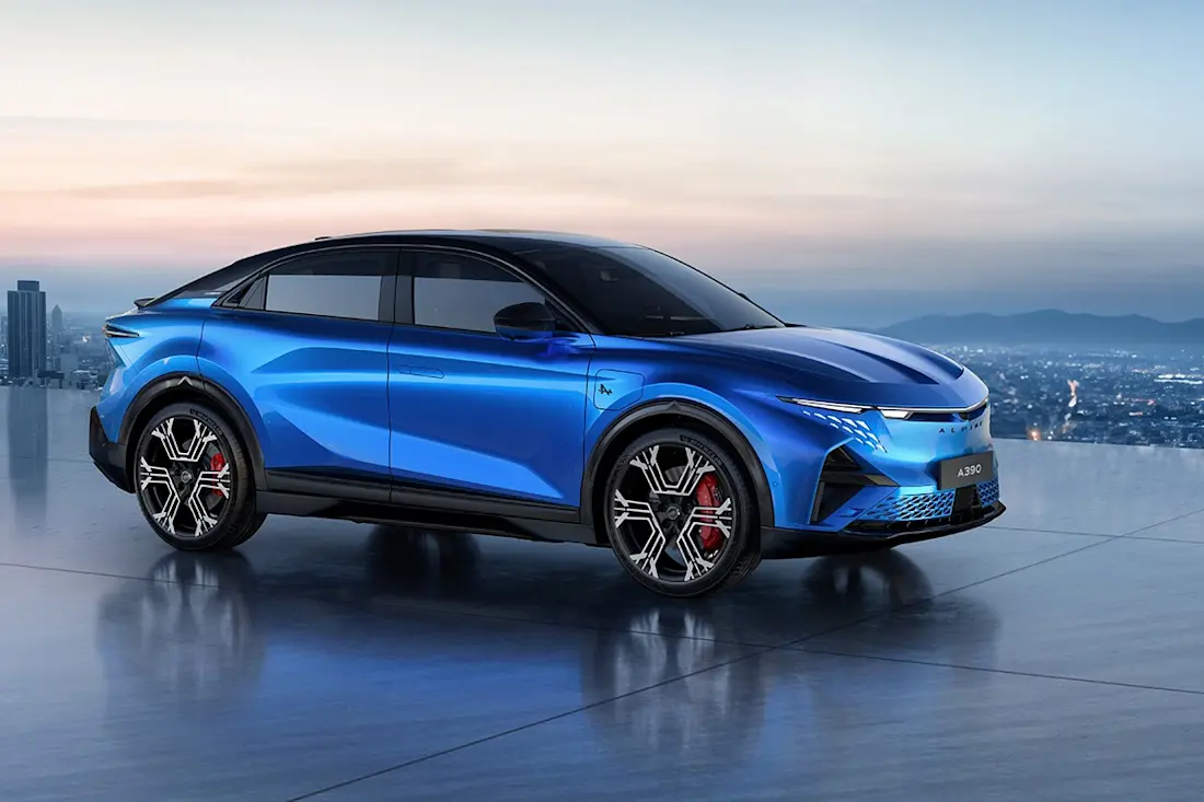 BEBE20250527 Alpine A390 01