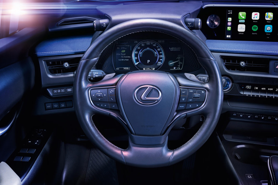 lexus-ux-300e- (9).jpg