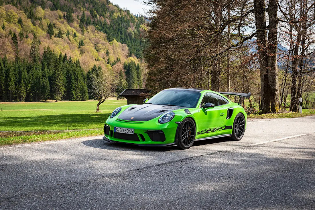 Porsche-GT3-RS-2020-Scenic