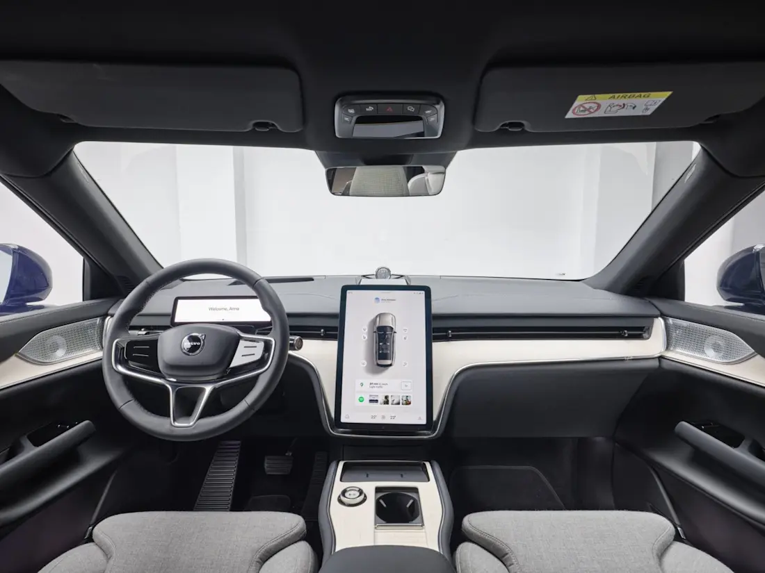 volvo-ex90-exterior-2023-2
