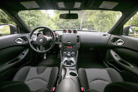 Editorial 2016 nissan 370z 10 rf