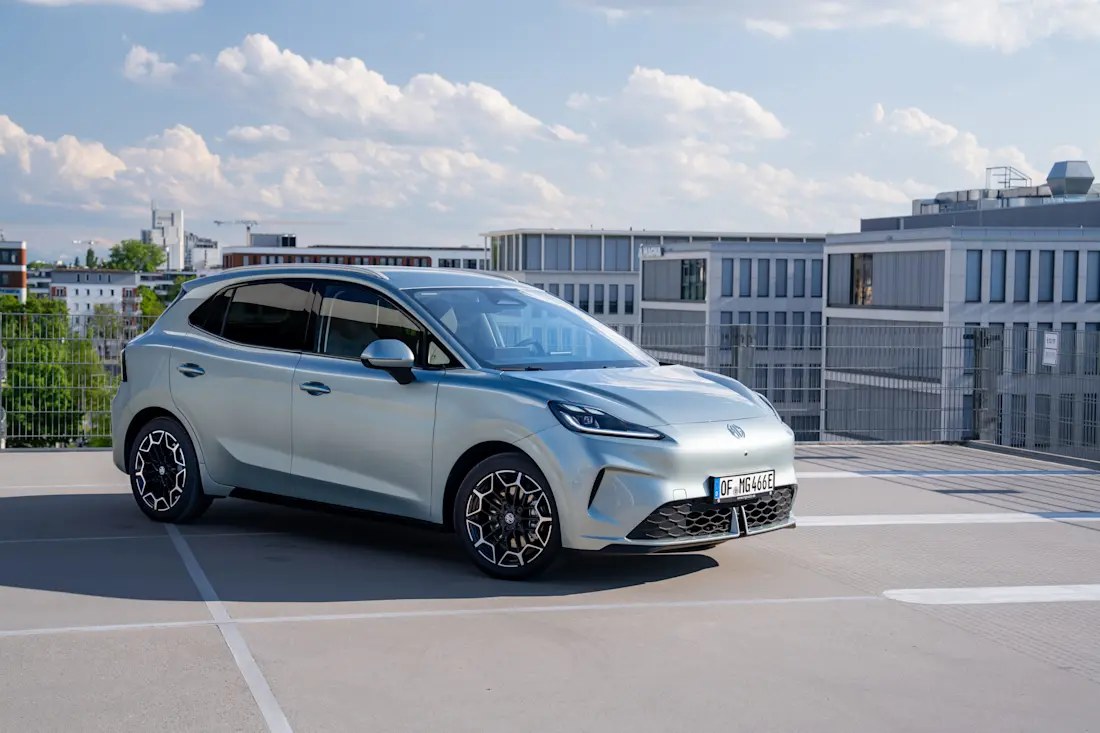 mg-motor-deutschland mg4-ev-urban-54-kwh-premium 41-scaled