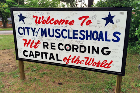 Editorial 02 pb 2016 chevrolet malibu hybrid muscle shoals road trip