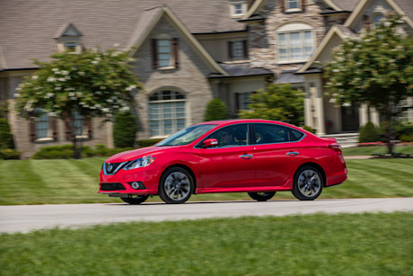 Nissan Sentra 2013 à 2019 : essai routier usagé Body Image