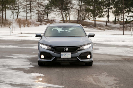 Editorial 2019 honda civic hatchback sport touring 01 jw