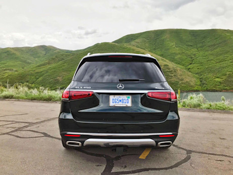 Editorial 2020 mercedes benz gls class 07 sb