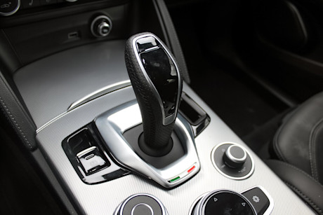 Editorial 2022 alfa romeo stelvio veloce 17 pb