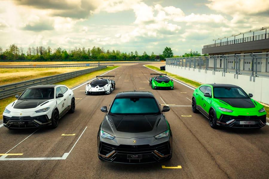 Lamborghini-Urus-Performante Essenza-SCV12-Limited-Edition-autoscout24 (19).jpg