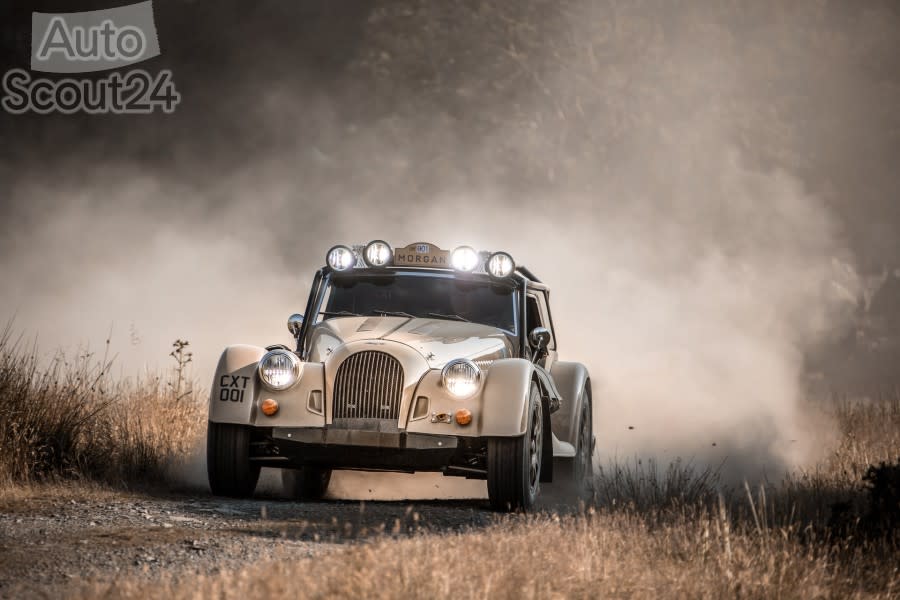 DYNAMIC_Morgan_Plus_Four_CX-T_012 (2).jpg