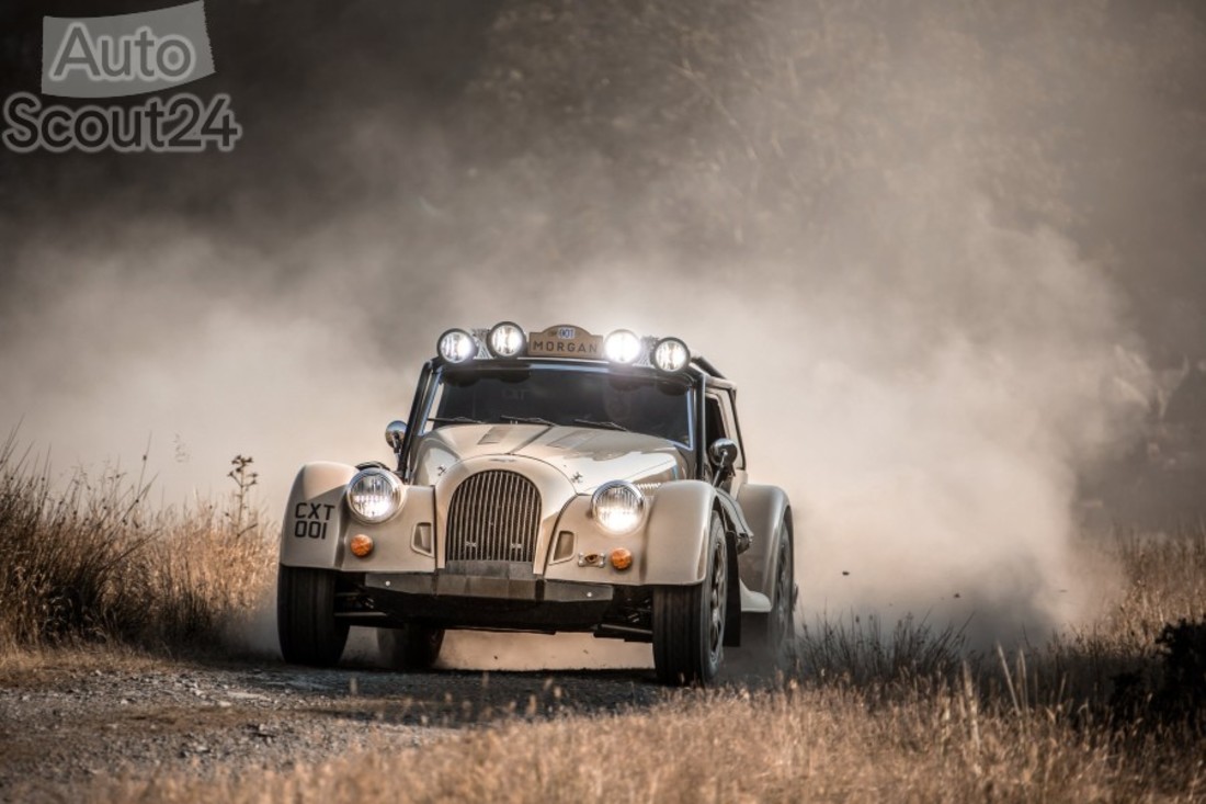 DYNAMIC_Morgan_Plus_Four_CX-T_012 (2).jpg