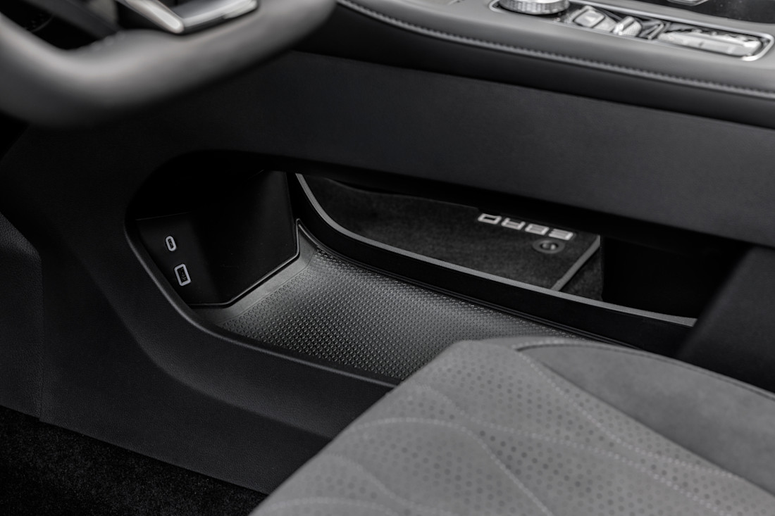 EBRO-s800-interior (6).jpg