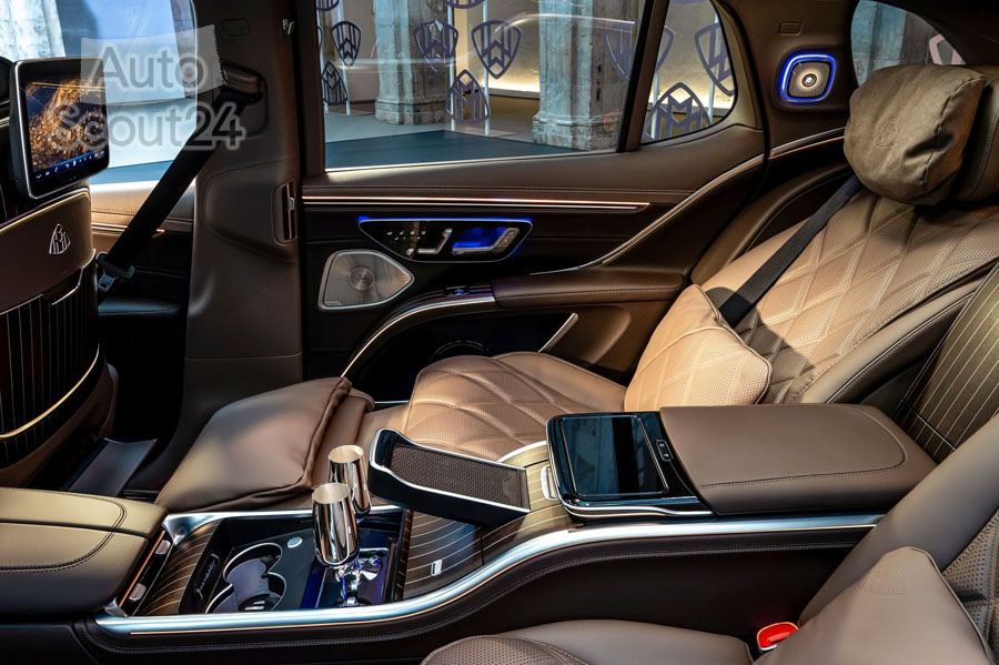 Mercedes-Benz-EQS_SUV_Maybach-2024-1600-14.jpg